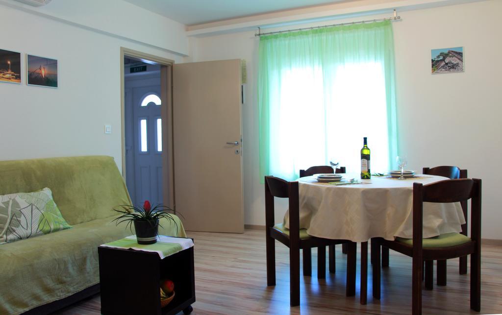 Apartment Ljubica Kastel Gomilica Kaštela 외부 사진